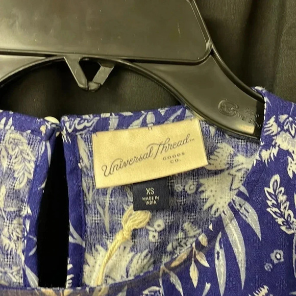 Universal Threads Blue Boho Top‎ XS - Picture 4 of 4